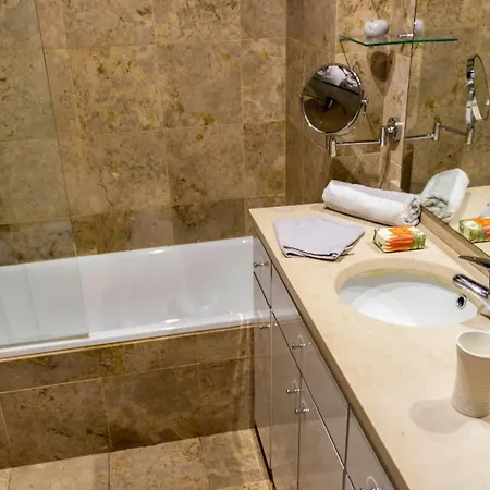 Guest H4u - River View * Oporto